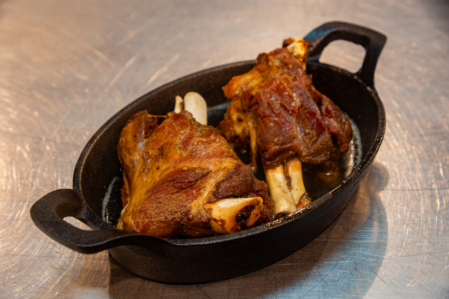 Confit de Garrón de Cordero con Hueso (2 Garrones)